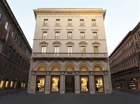 PALAZZO FENDI 